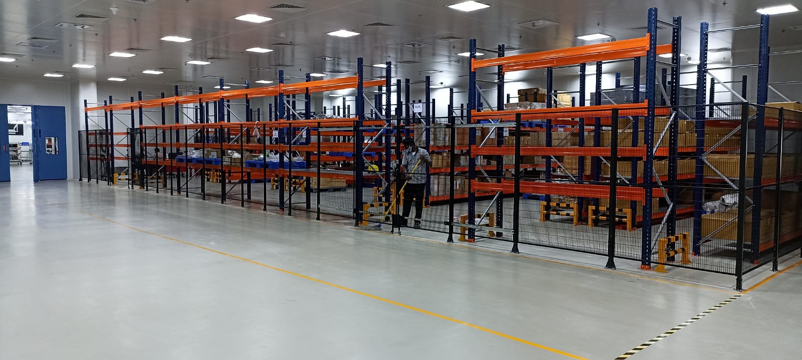 Warehouse Store Fencing | Fencing Manufacturer